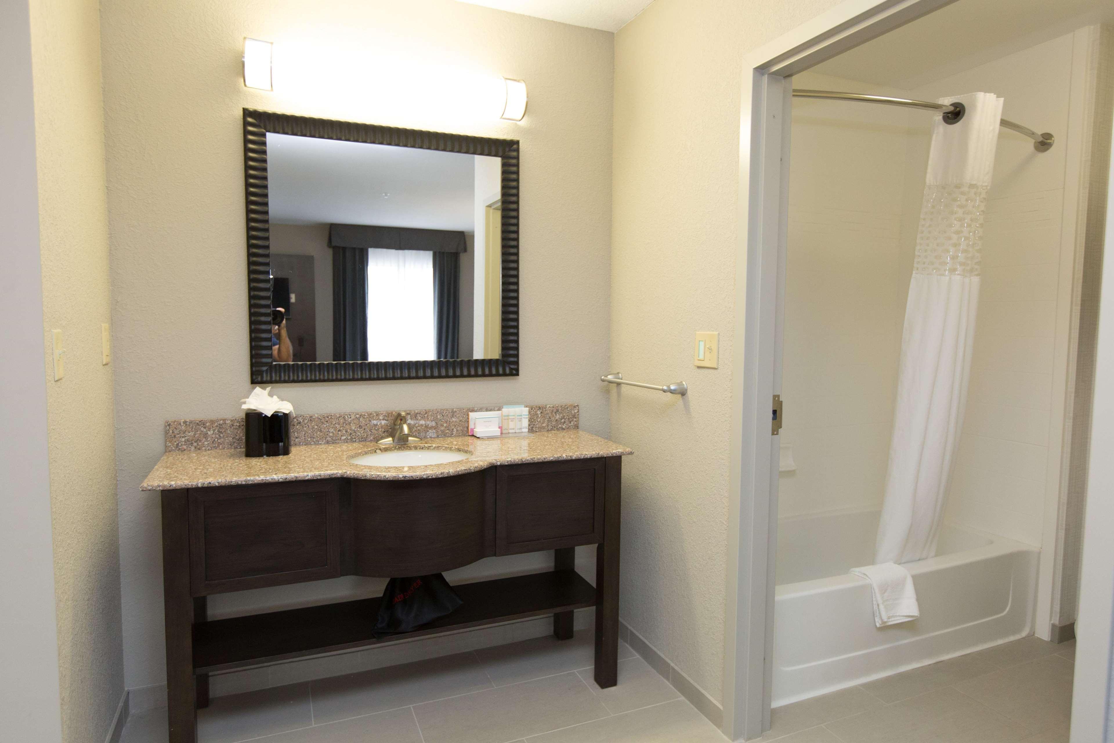 Hampton Inn & Suites Oklahoma City Airport Kültér fotó