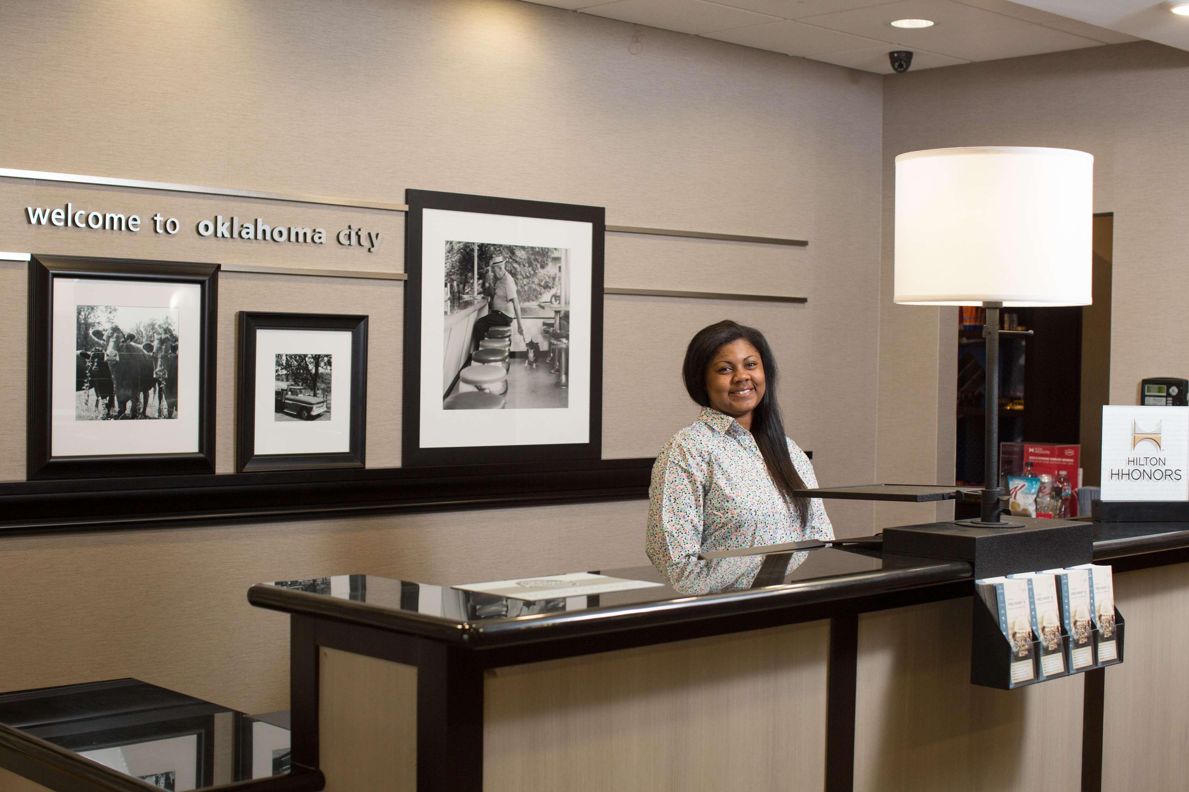 Hampton Inn & Suites Oklahoma City Airport Kültér fotó