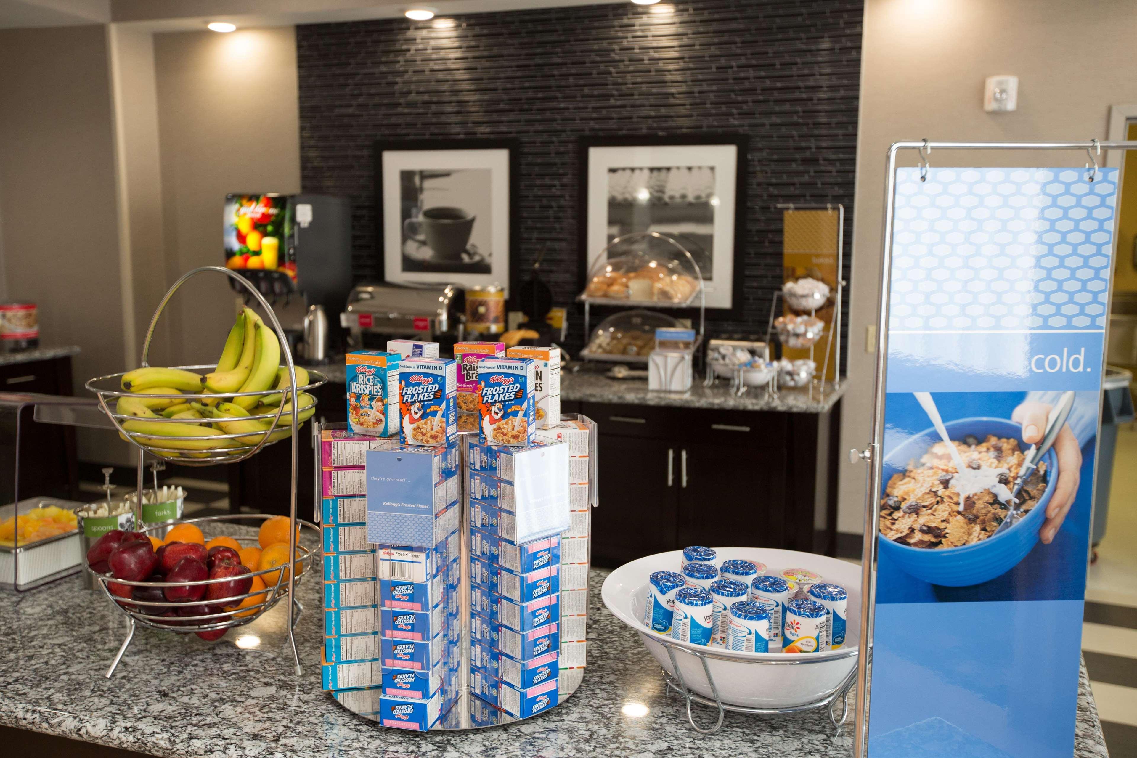 Hampton Inn & Suites Oklahoma City Airport Kültér fotó