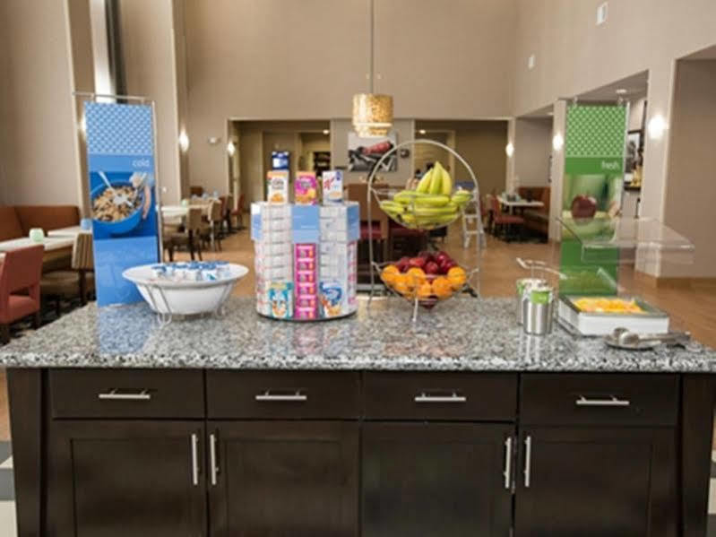 Hampton Inn & Suites Oklahoma City Airport Kültér fotó